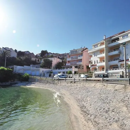 Apartment Sirena *